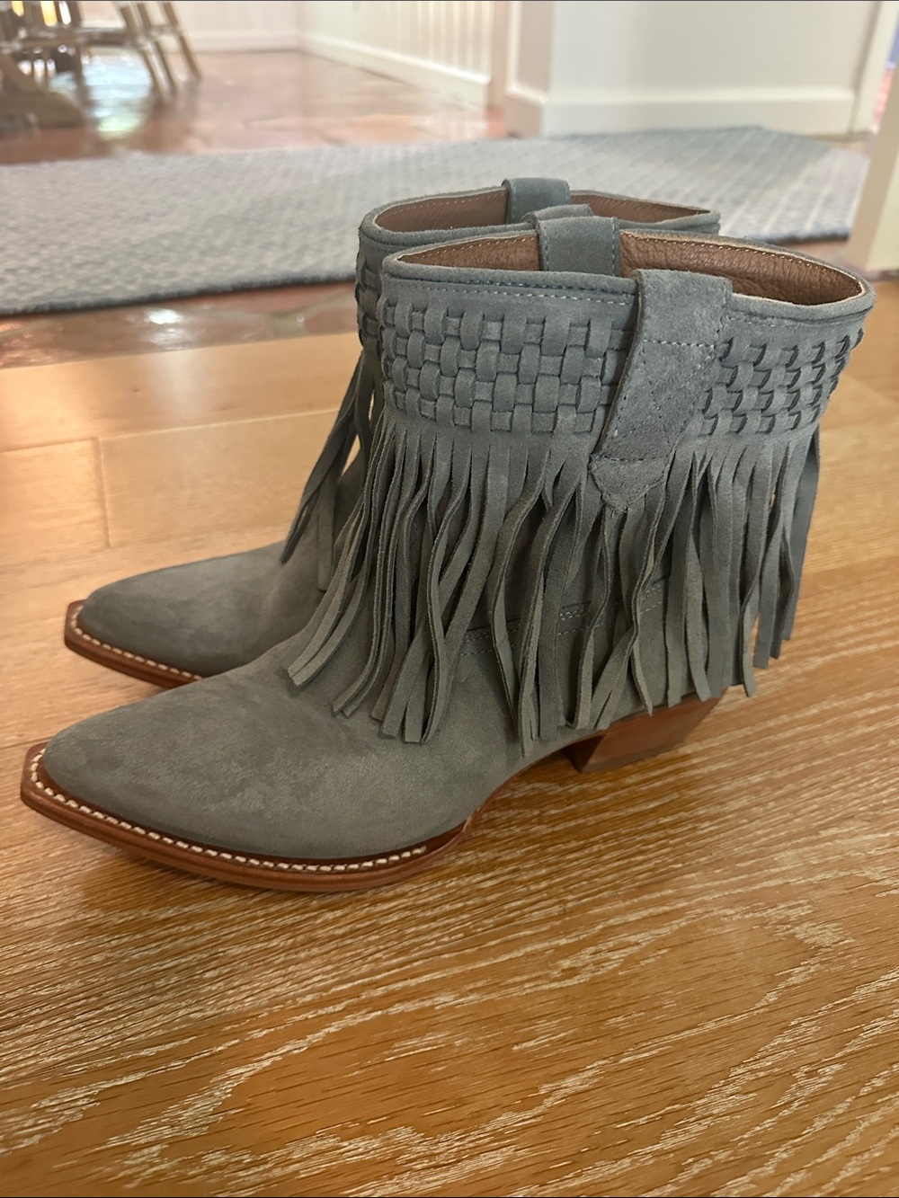 Fringe Sasha Suede Ankle Boots in Gray - Women's Western Style (9)